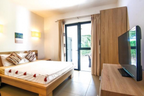 Azuri Village Holiday Apartment - Roches Noires
